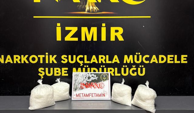 İzmir’de kargo paketinden uyuşturucu çıktı