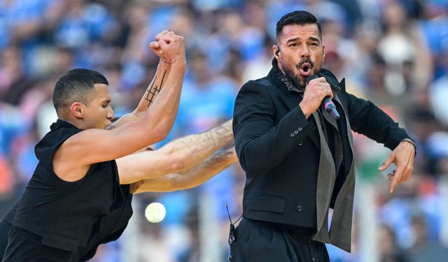 Ricky Martin 15 yıl sonra  Türkiye'de