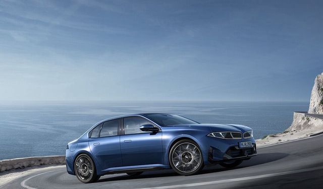 BMW Efsane Seriyi Elektriğe Taşıdı: İşte Yeni i3 Sedan