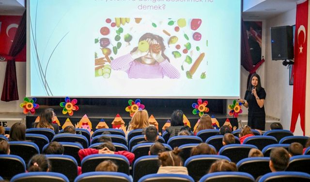 Bornova’da miniklere sağlık eğitimi seferberliği