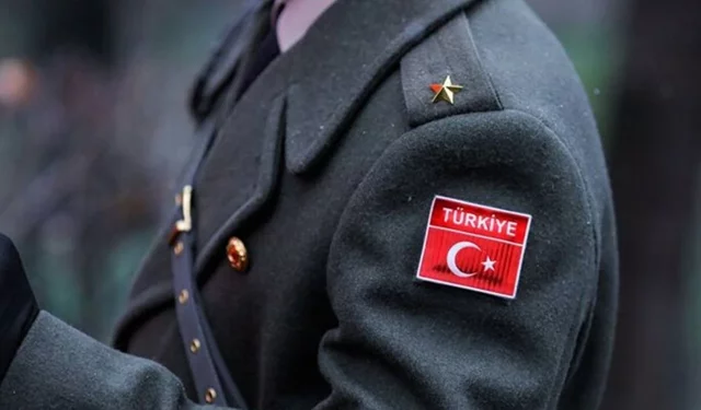 Teğmen evinde vurulmuş halde ölü bulundu