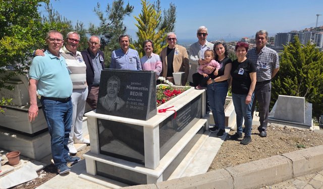 Nizamettin Bedir Ve Erdal Göndem kabirleri başında anıldı