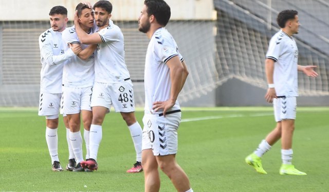 Altay için nefesler tutuldu! Ligde kalabilecek mi?