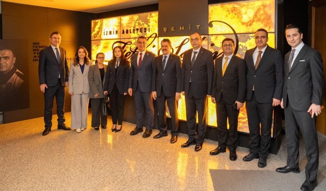 Adliyede liderlik zirvesi