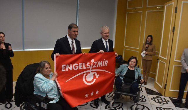 İZTO'ya kırmızı bayrak