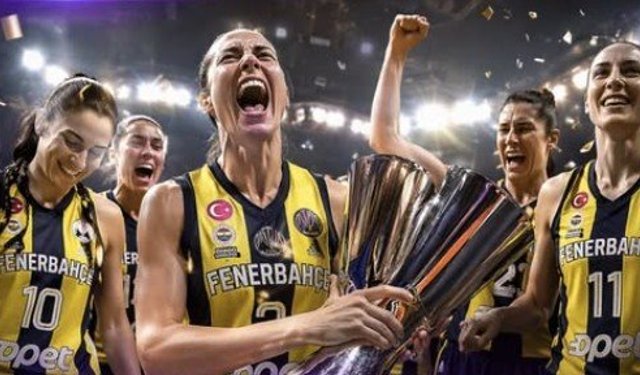 G.Saray'ı yenen F.Bahçe Avrupa şampiyonu