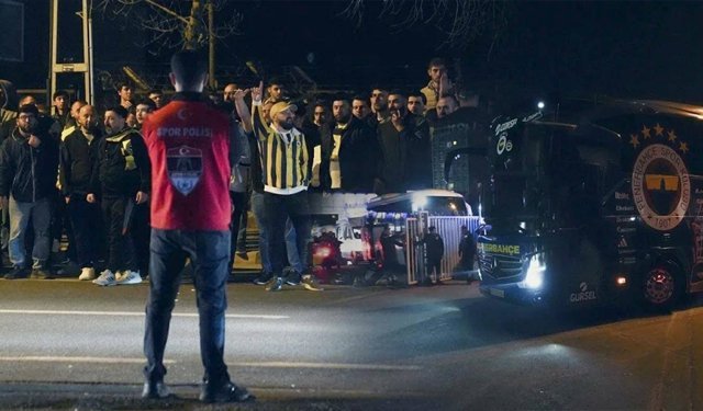 Derbi sonrası skandal: Fenerbahçe otobüsüne saldıran 2 kişi yakalandı