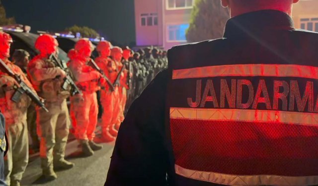 İzmir merkezli 3 ilde DEAŞ operasyonu!