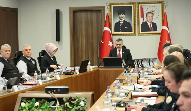 İçişleri Bakanı Çiftçi valilerle buluştu