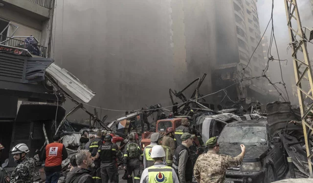 İsrail'den Lübnan'a eş zamanlı saldırılar