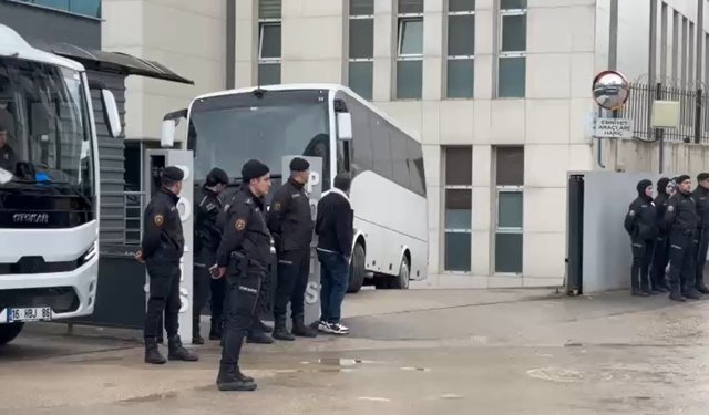 Mustafa Bozbey ve 56 şüpheli adliyeye sevk edildi