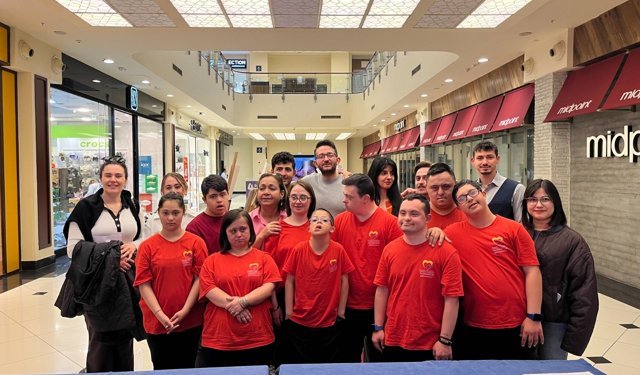 Down sendromlu çocukların renkleri Dokuz Eylül Rotaract’la birlikte hayat buldu