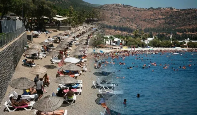 Bodrum'da fiyatlar dudak uçuklatıyor: Özel plajlarda 'harca-gir' dönemi!