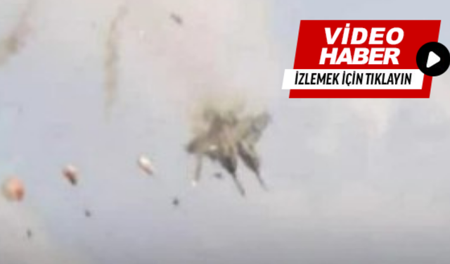 Korkunç olay: Uçaklar havada çarpıştı