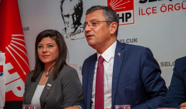 İpek Onbaşıoğlu'ndan Özgür Özel'e destek mesajı
