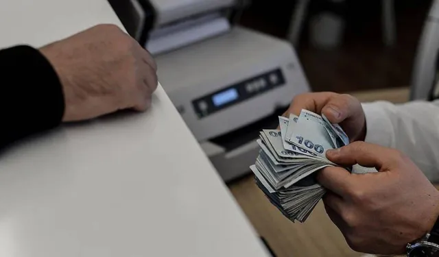 Emeklilerden bayram ikramiyesi talebi: Her maaşa 20 bin lira zam