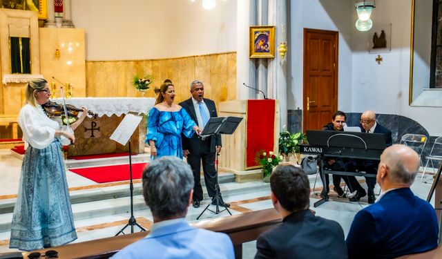 Tarihi kilisede “Ave Maria” gecesi