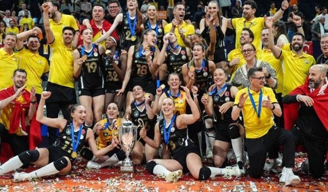 Şampiyonlar Ligi şampiyonu VakıfBank