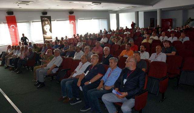 Karşıyaka'da tarihi kongreye 48 saat kala adaylık düğümü çözülemedi: Kayyum kabusu kapıda