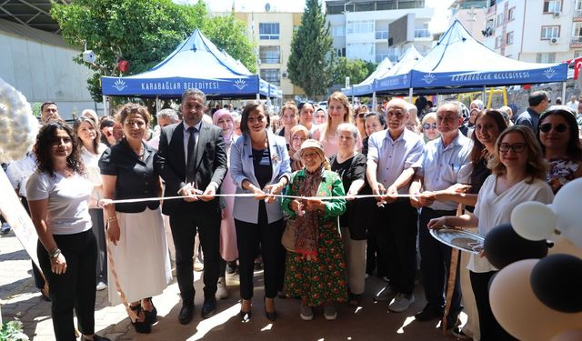 Karabağlar’dan üretime güç veren hamle: Tekstil Akademi açıldı