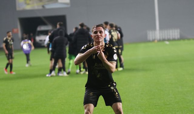 Altay'da Kriz Büyüyor