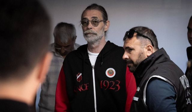 Erdal Beşikçioğlu dahil 52 kişi gözaltında! İşte ilk görüntüler