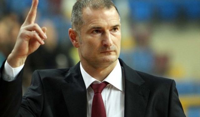 Karşıyaka'da eski koç gündemde!