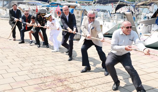 Foça’da Kabotaj Bayramı coşkusu: Mavi ve yeşil vatan vurgusu