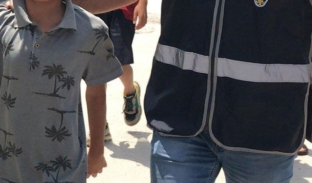 Karabağlar'da çocuklar arasında bıçaklı kavga! İki yaralı