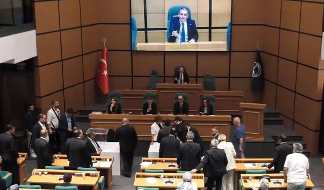 AKP'den Üsküdar seçimlerine itiraz