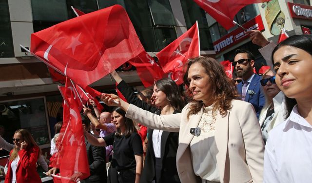 Karşıyaka’da 9 Eylül coşkusu sokaklara taşacak: Bayrağını al gel!