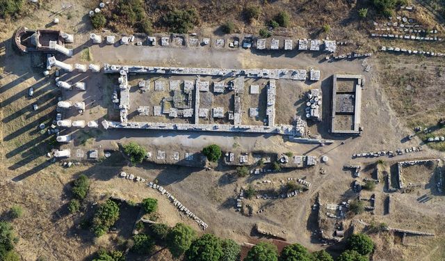Yanık Ülke Mühürlü Topraklar'da anlatılacak