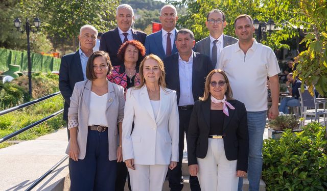 YENİ Partili başkanlar bir araya geldi