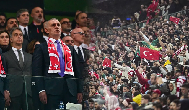 İtalya yenilgisi sonrası tribünler karıştı: Hacıosmanoğlu stadı terk etti