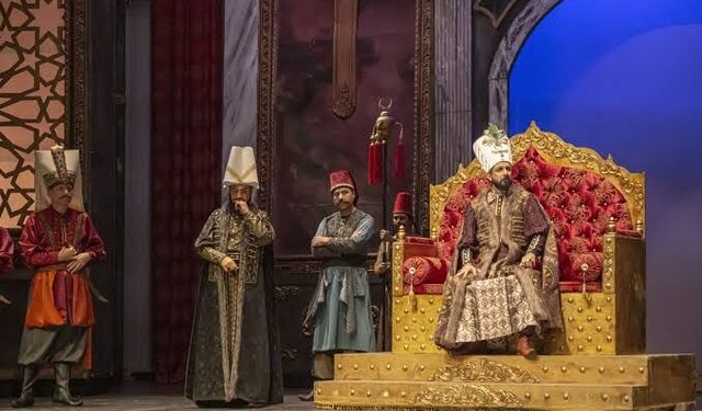 İzmir Devlet Opera ve Balesi 45'inci sezona merhaba diyor