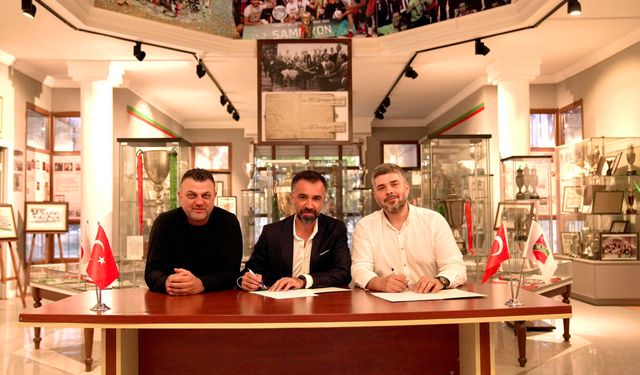 Karşıyaka'da Selim Çınar yuvaya döndü