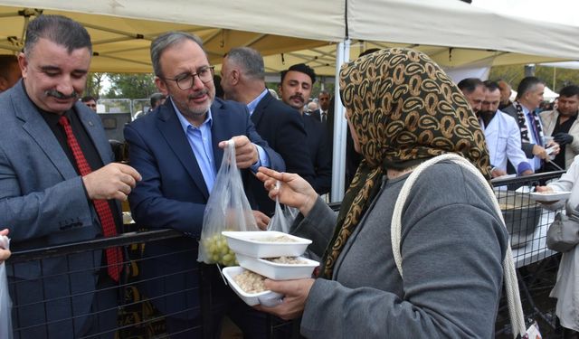 Bornova'da iki kenti buluşturan dev kültür ve sanat şöleni