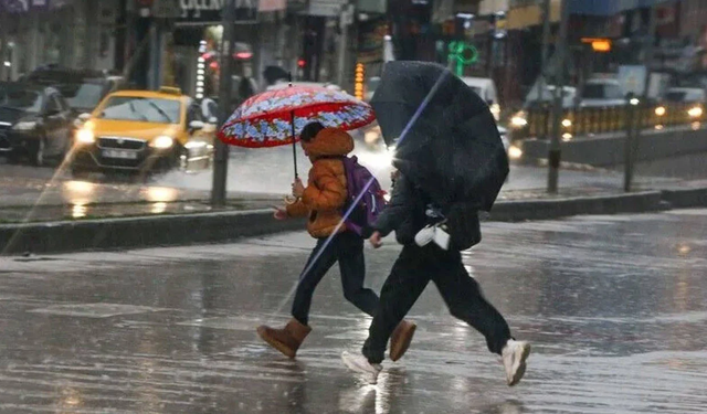 Meteoroloji'den 14 ile alarm! İstanbul'da sel tehlikesi büyüyor