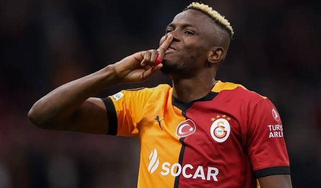 Osimhen yine Fener'e kabus oldu!