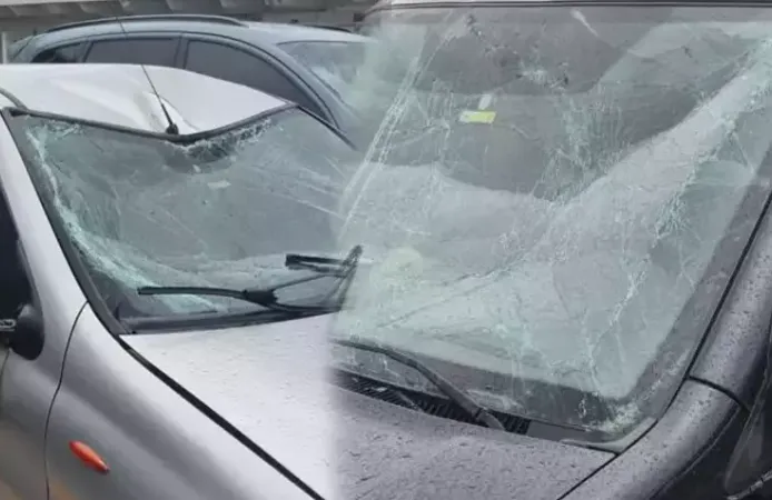 Dalgalar arabalı vapurdaki araçların camlarını kırdı