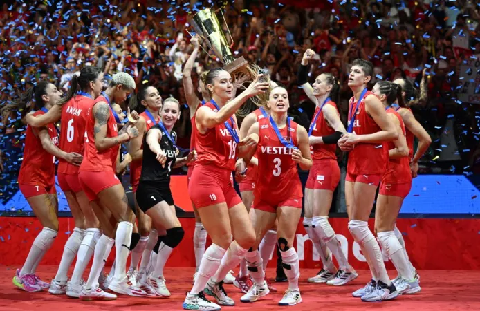 Türkiye Kadın Voleybol Milli Takımı'nın 2024 Milletler Ligi Kadrosu Açıklandı