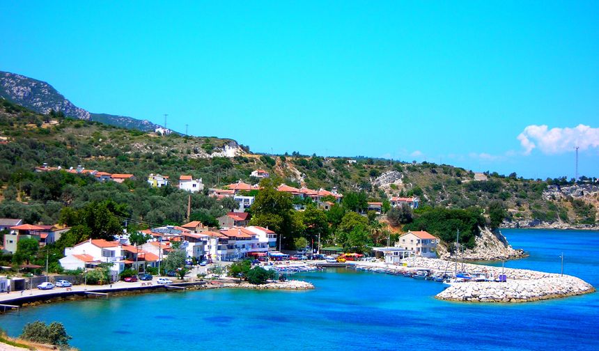 Çeşme’de kısmi deniz manzaralı dubleks mesken 15 milyon TL’ye icradan satışa çıkıyor