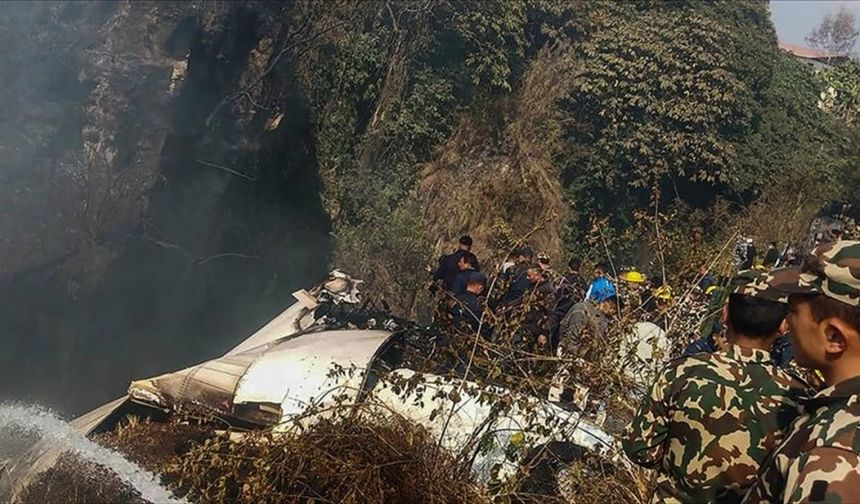 Nepal'de düşen uçağın karakutusu bulundu