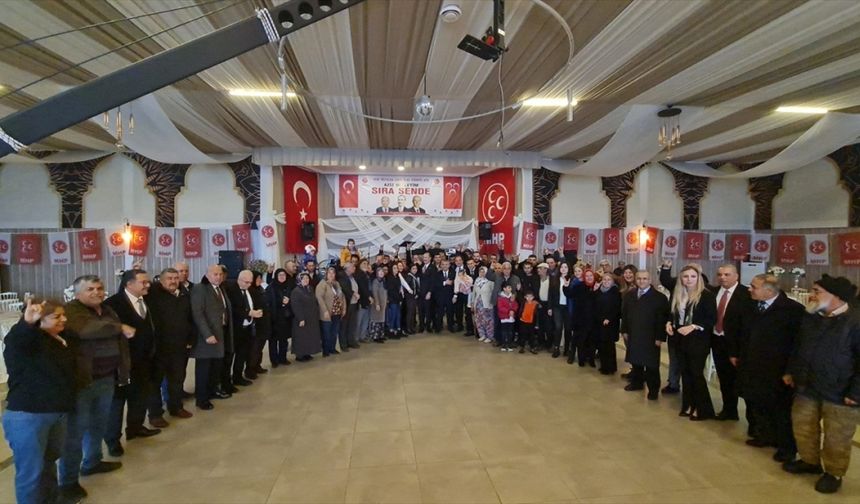 Tire'de 790 kişi MHP'ye katıldı
