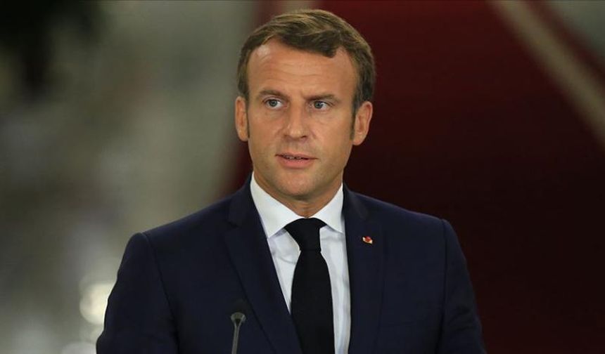 Fransa'da Sol İttifaktan Macron'a tepki: 'Ülkeyi çıkmaza sürüklüyor'