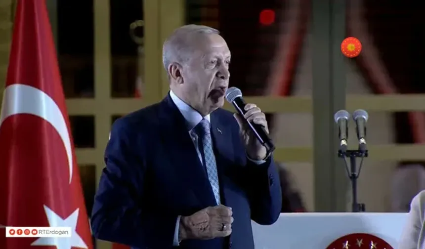 Erdoğan'ın balkon konuşmasındaki şifreler