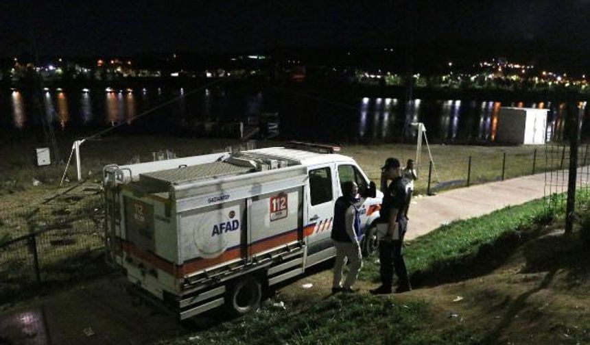 Gölete giren Suriyeli aranıyor