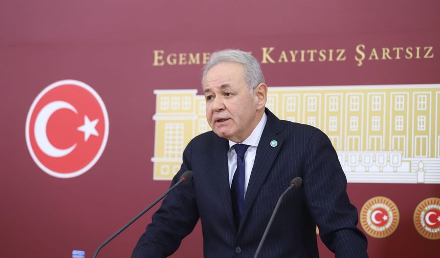 İYİ Parti'nin kurucusu Sezgin'den şok istifa!