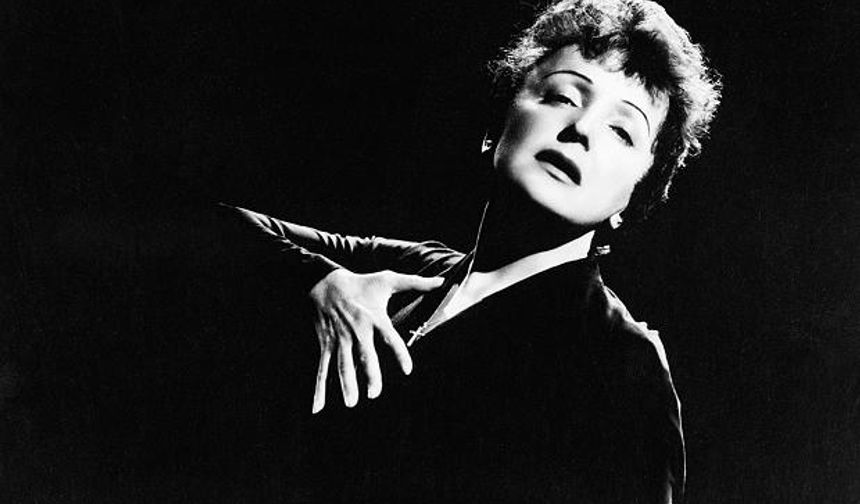 Edith Piaf: The Immortal Chanteuse