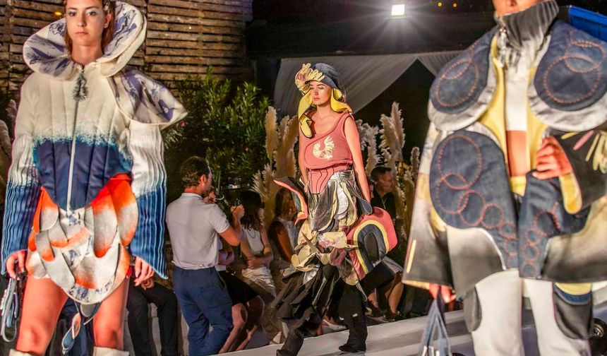 Finalistlerin tasarımları moda rüzgarı estirdi